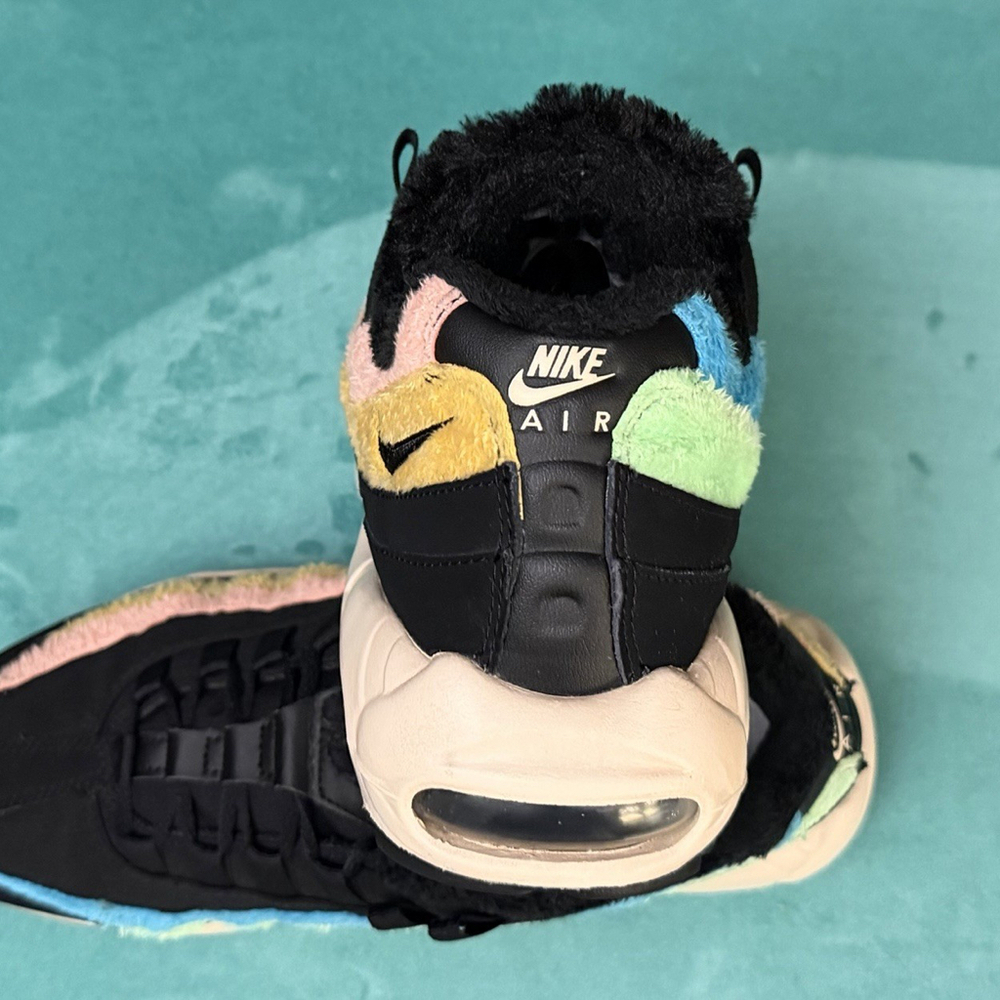 Nike Air Max 95 Shoes Womens Size 10 Multicolor Faux Fur Sneakers DB9577-001 - Picture 8 of 9
